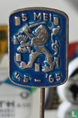 Speldje - 5 mei '45 - '65 [blauw], Ophalen of Verzenden, Zo goed als nieuw, Stad of Land, Speldje of Pin
