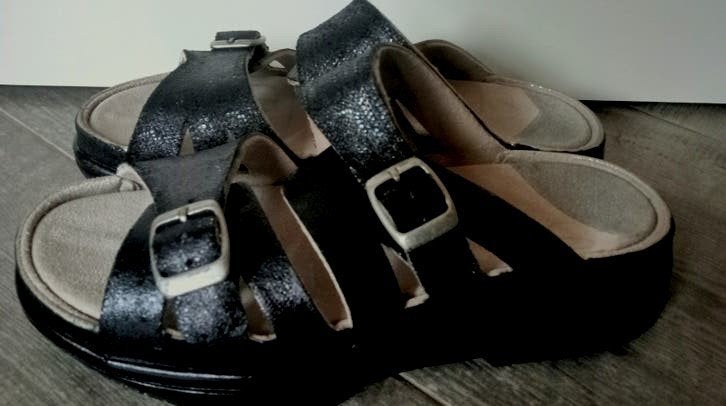Zgan Zwarte Xsensible Slippers - Maat 39, Kleding | Dames, Zwart, Ophalen of Verzenden, Zo goed als nieuw, Slippers
