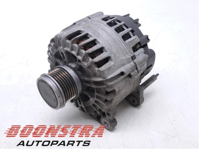 Dynamo van een Volkswagen Golf, Gebruikt, -, Volkswagen, -