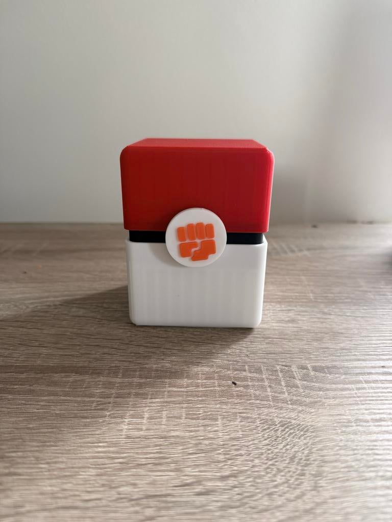 Pokemon Deck Box - Kaarten veilig opbergen!, Ophalen of Verzenden, Nieuw, Overige typen