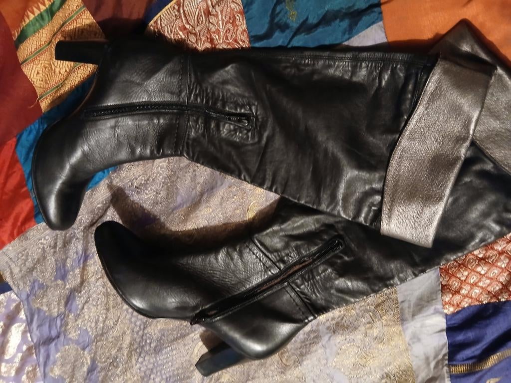Elegante zwarte leren hoge laarzen.  Made in Italy, Hoge laarzen, Zwart, Nieuw, Ophalen of Verzenden