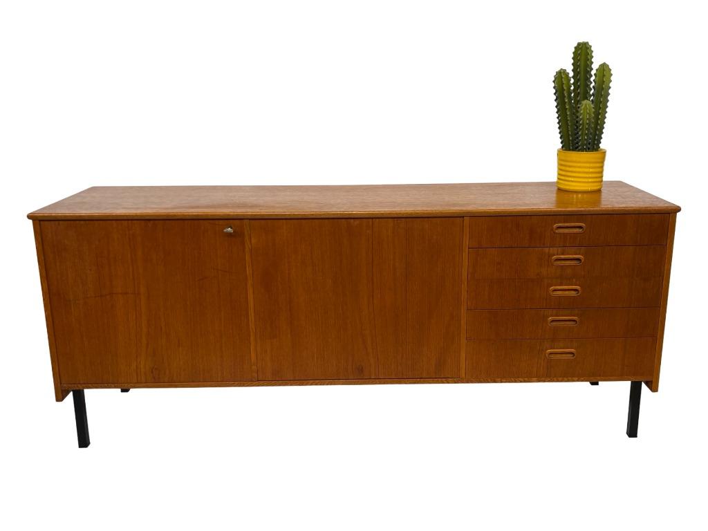 Vintage Dressoir Lowboard Tv Meubel Jaren 60 Teak Fineer, Gebruikt, Vintage, 25 tot 50 cm, Met deur(en)