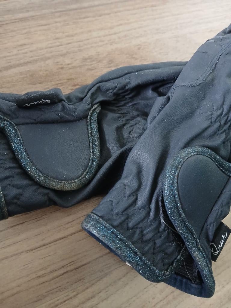 Mooie paardrijhandschoentjes van Quur., Ophalen of Verzenden, Zo goed als nieuw, Dames, Overige typen
