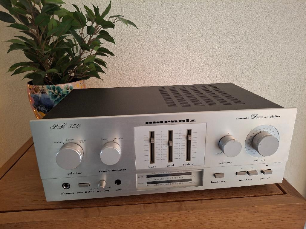 Marantz PM 250 - stereo versterker - geserviced, Audio, Tv en Foto, Versterkers en Receivers, Marantz, Ophalen of Verzenden, Zo goed als nieuw