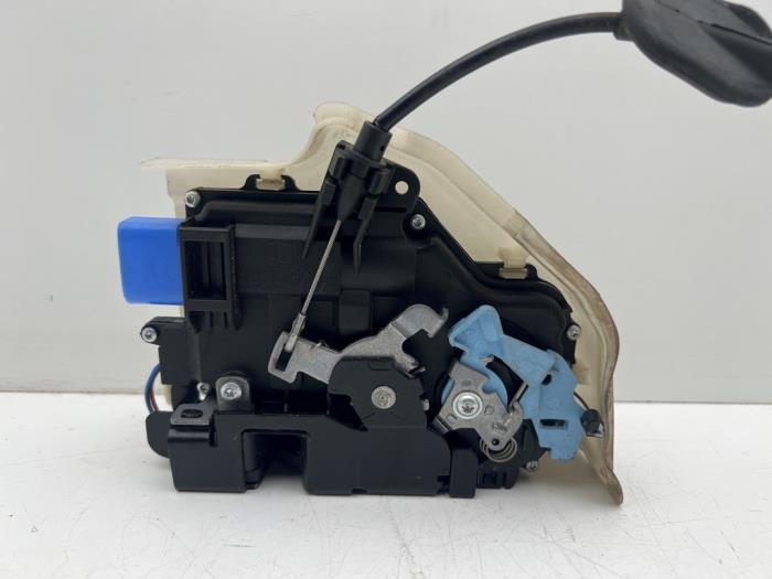 Slot Cilinder achter van een Volkswagen Golf Plus, Auto-onderdelen, Gebruikt, -, Volkswagen, -
