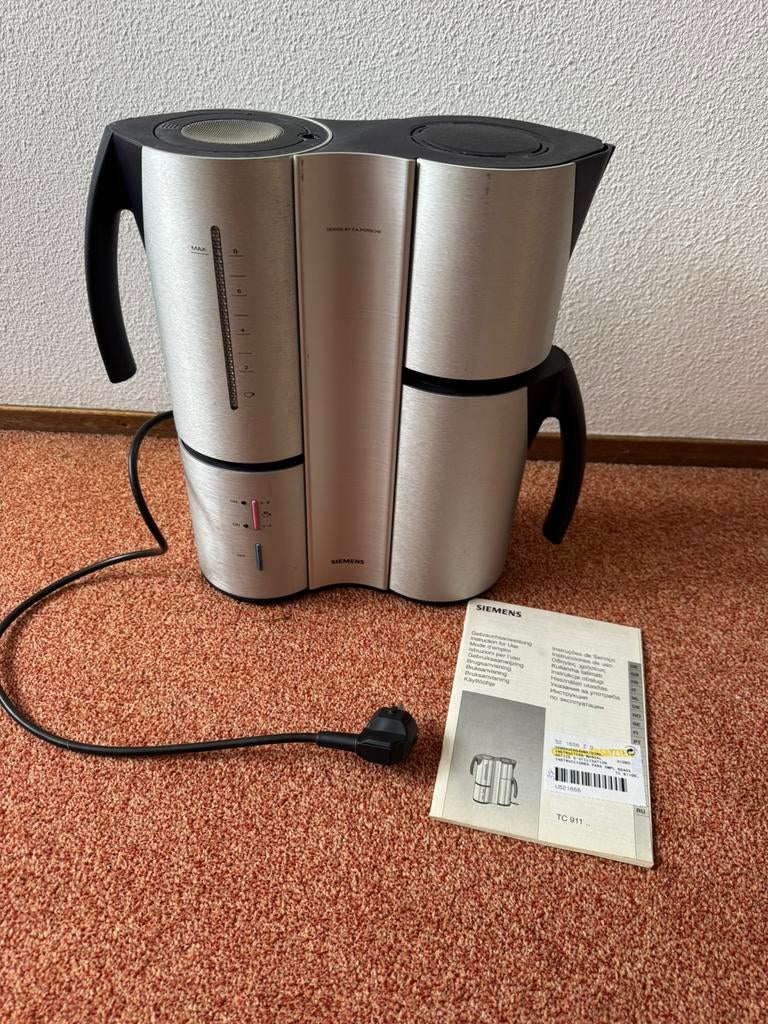 Stijlvolle en handige Koffiezetter Siemens Porsche design, Witgoed en Apparatuur, Koffiezetapparaten, 4 tot 10 kopjes, Ophalen