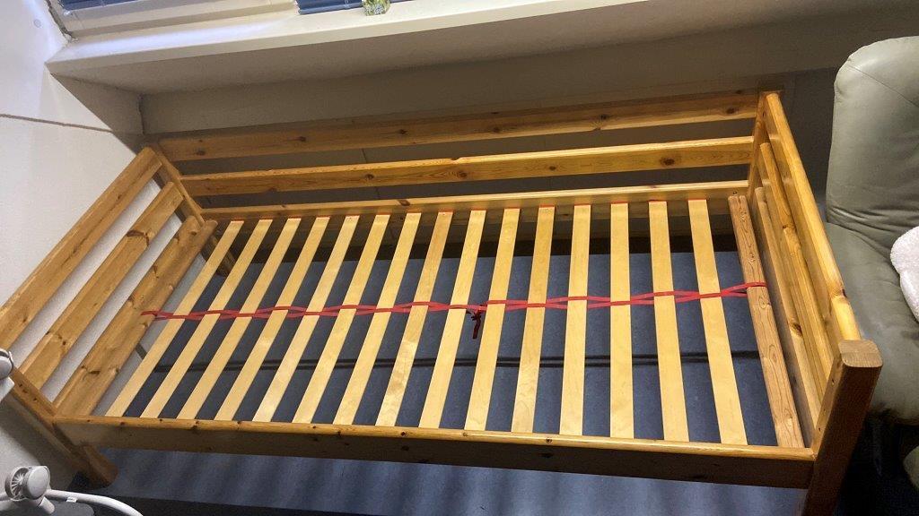Flexa bed 200x99 cm - Kinderbed, Ophalen, 85 tot 100 cm, Gebruikt, Lattenbodem