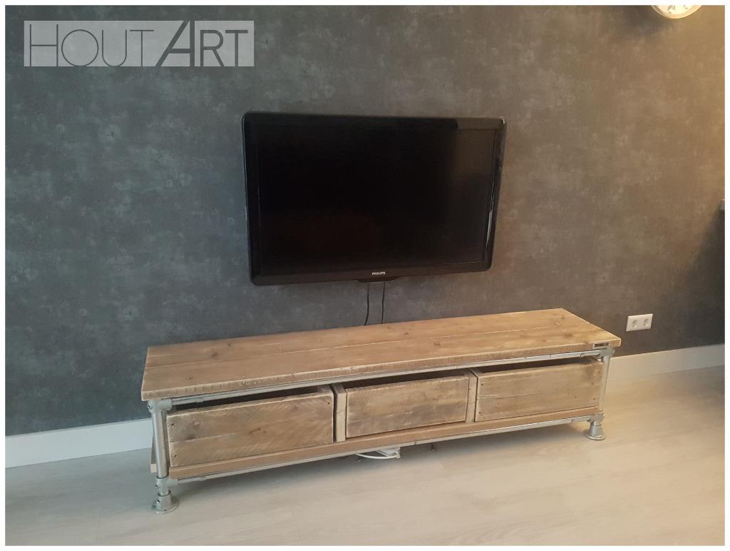 tv-meubel Lorenz: Verzinkte steigerbuis met STEIGERHOUT!, 100 tot 150 cm, Overige materialen, Info@hout-art.nl, Nieuw
