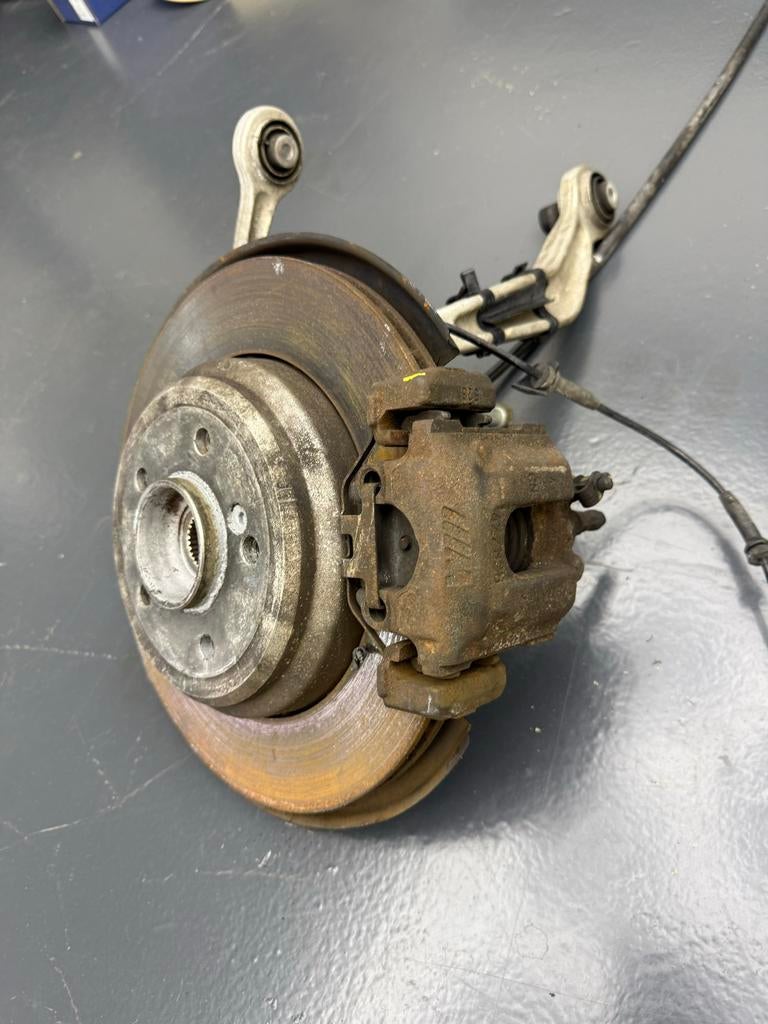 BMW E39 M5 Achter Fusee Compleet met Remmerij, Ophalen, Gebruikt, BMW
