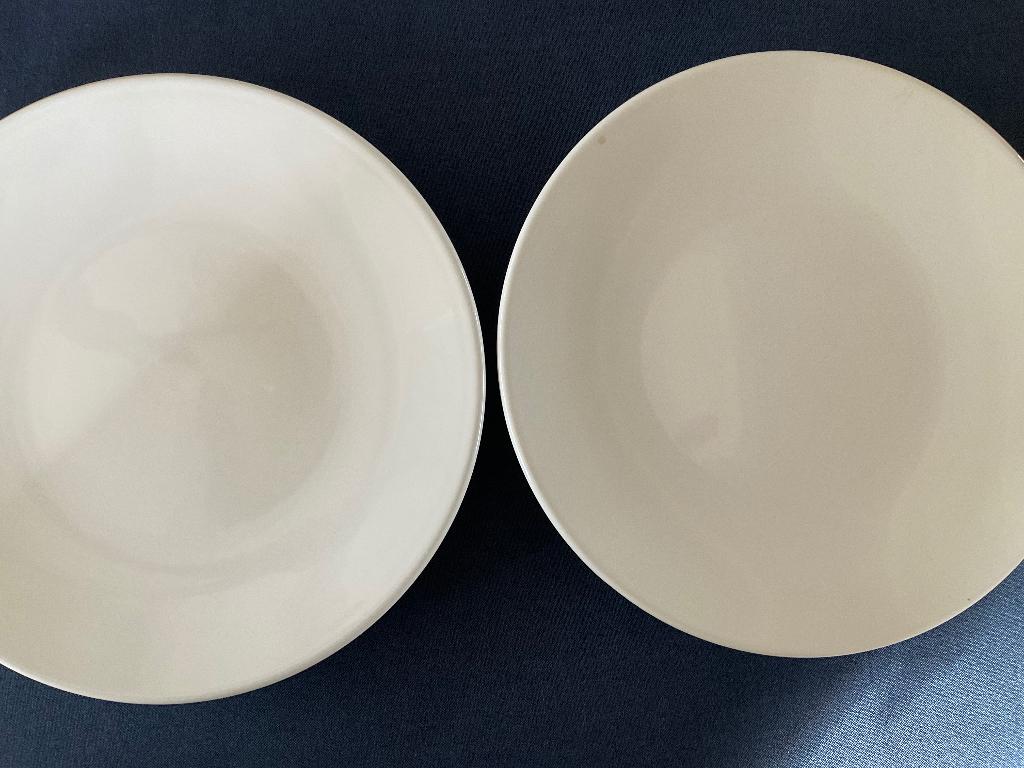 2 witte dinerborden CASA ALEGRE, Ophalen of Verzenden, Zo goed als nieuw, Bord(en), Overige stijlen