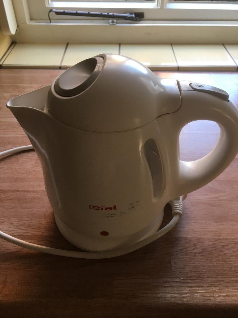 Waterkoker, Tefal !, 1 tot 2 liter, Ophalen of Verzenden, Zo goed als nieuw