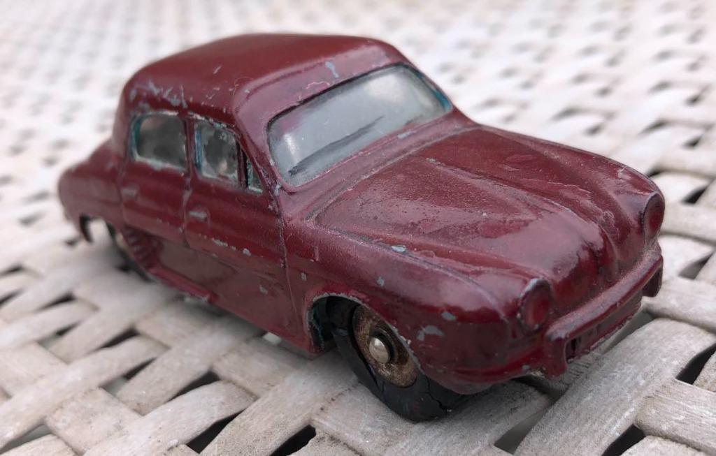 Renault Dauphine (Dinky Toys), Hobby en Vrije tijd, Modelauto's | 1:43, Ophalen of Verzenden, Gebruikt, Auto, Dinky Toys