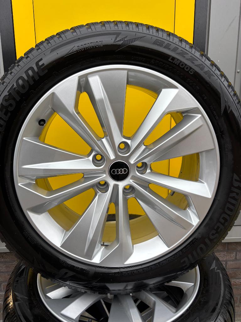 DEMOSET 20” Audi Q6 velgen + winterbanden, Ophalen, Gebruikt, Velg(en), Winterbanden