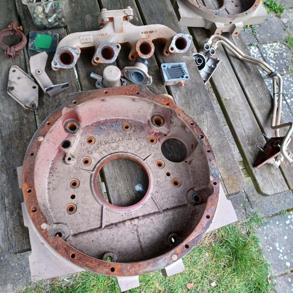John deere 4045 onderdelen RE-524031 R132260 R503846 enz., Ophalen of Verzenden, Zo goed als nieuw, Dieselolie