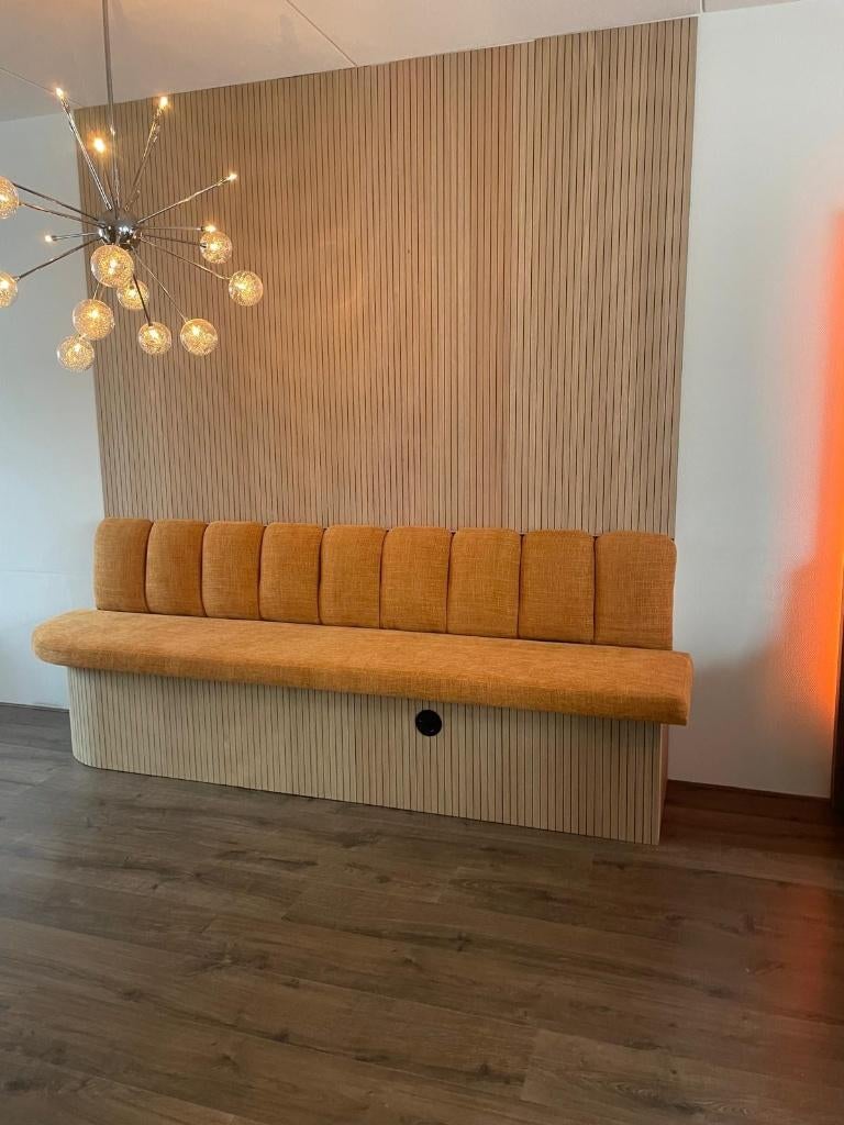 eetbank ronde vorm en stof naar wens, Huis en Inrichting, Banken | Bankstellen, Overige maten, Minder dan 75 cm, Ophalen of Verzenden