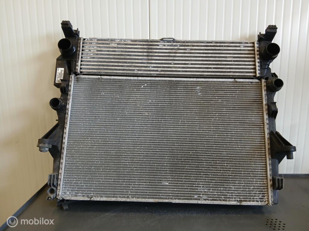 Radiateur MERCED BENZ. A4475010101- AO1712025, Gebruikt, Ophalen of Verzenden