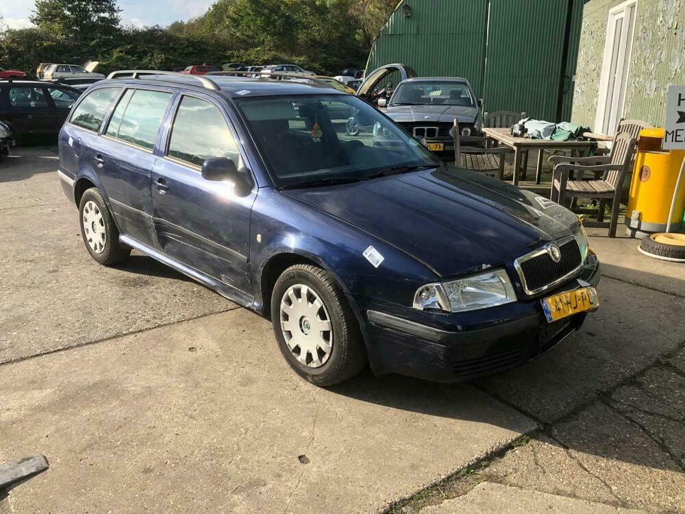 Te koop Skoda Octavia in onderdelen, Auto-onderdelen, Ophalen of Verzenden, Gebruikt, Skoda