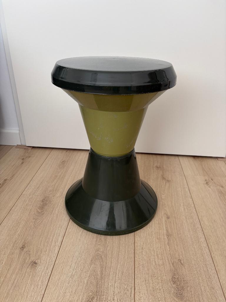 Vintage Olijfgroene Giganplast kruk (diabolo / tam tamkruk), Ophalen, Gebruikt, Kunststof