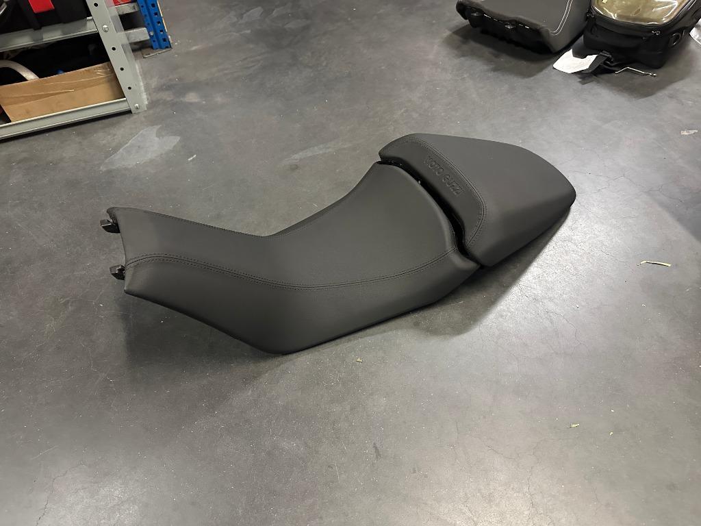 Moto-Guzzi V100 buddyseat verlaagd, Ophalen of Verzenden
