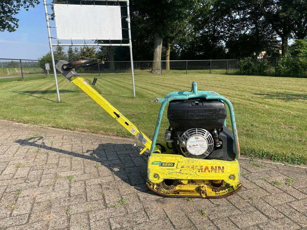 Ammann APR 2220 trilplaat Hatz motor, Ophalen, Zo goed als nieuw