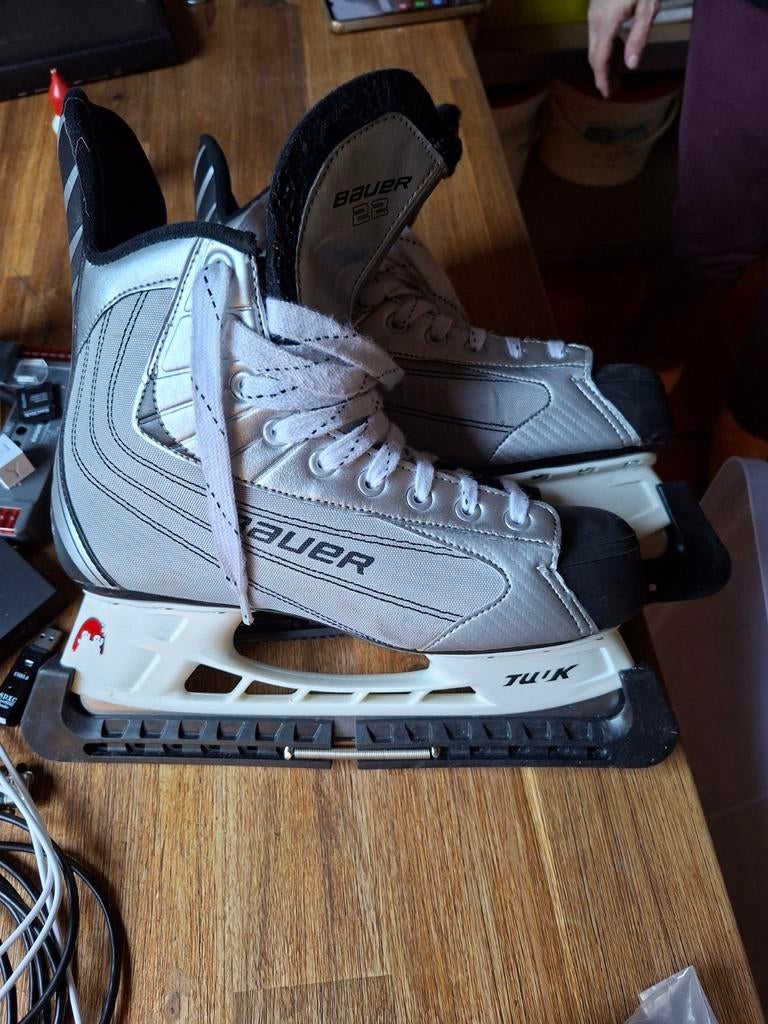 Bauer IJshockeyschaatsen Maat 8, Sport en Fitness, Schaatsen, Ophalen of Verzenden, Gebruikt, IJshockeyschaatsen, Bauer