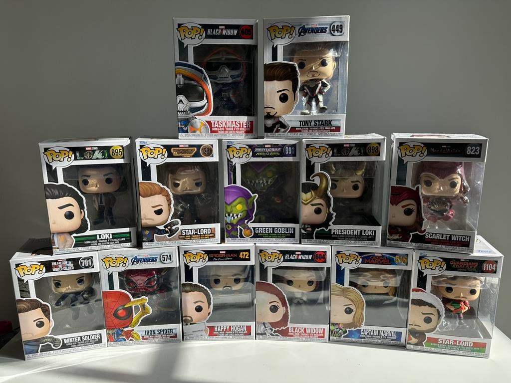 13 Marvel Funko pops, Ophalen, Zo goed als nieuw