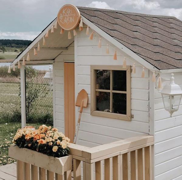 Speelhuisje buiten Kaketoe | Leuk model met veel ruimte, Safari speelhuisjes, Groenestraat 34, 6669DS Dodewaard, Mail@wellestuinhout.nl