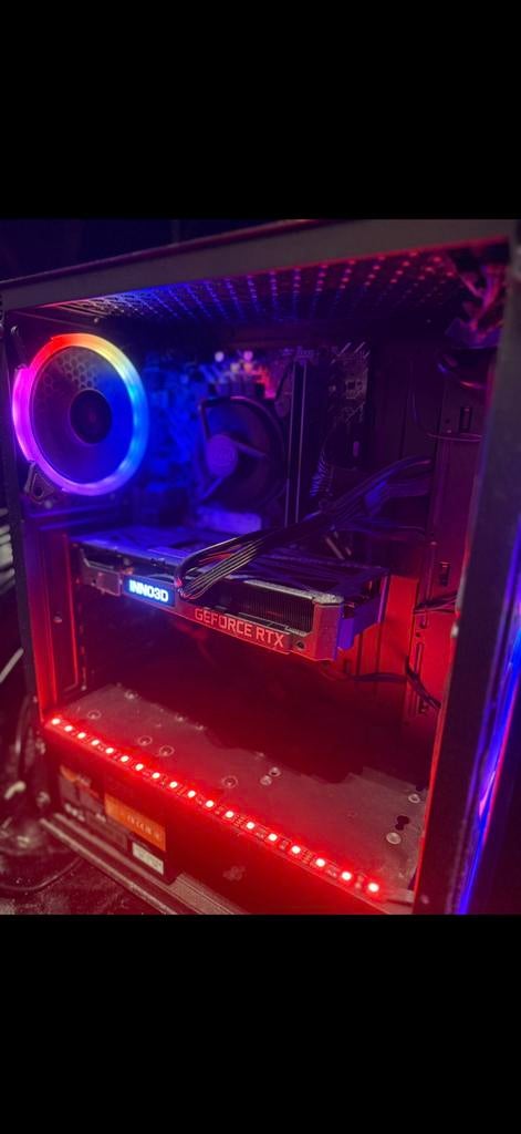 gaming setup INCL stoel, Ophalen of Verzenden, Zo goed als nieuw, Gaming