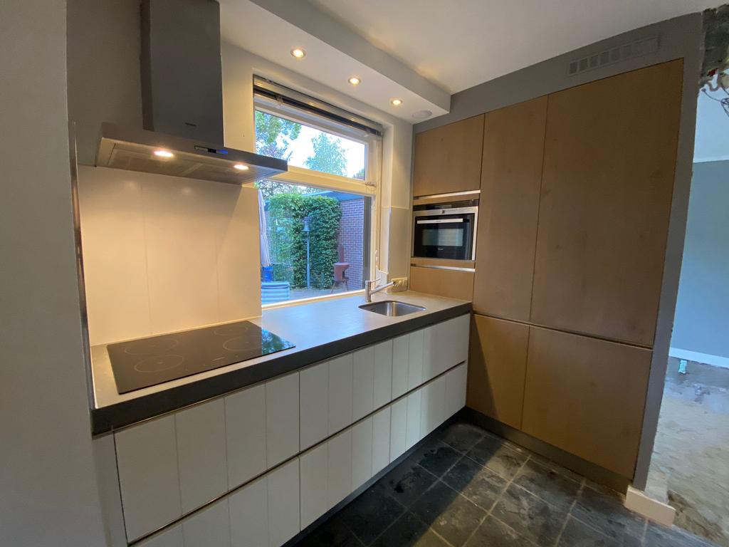 Complete Hoekkeuken met wandkast + SIEMENS + GEDEMONTEERD
