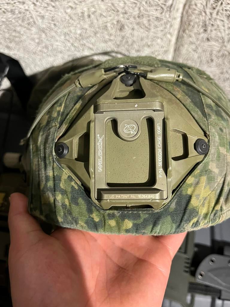 Revision Galvion doks NPF ballistische helm, Verzamelen, Ophalen of Verzenden, Landmacht, Helm of Baret