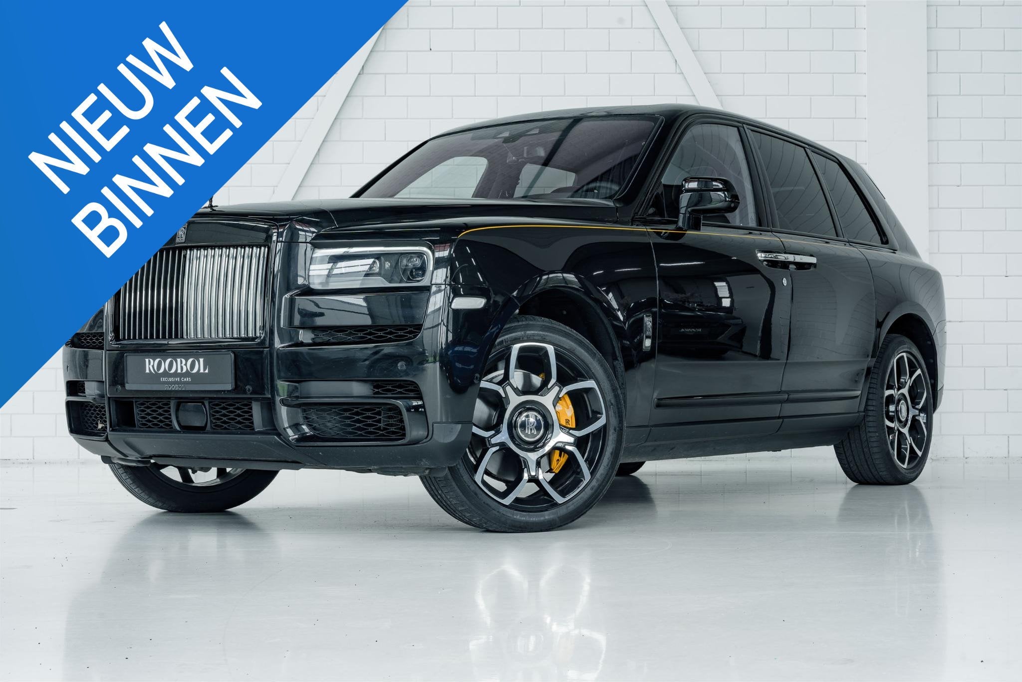 Rolls-Royce Cullinan | Black Badge | Starlight | Manderin Ac, Auto's, Stof, Gebruikt, 12 cilinders, Zwart