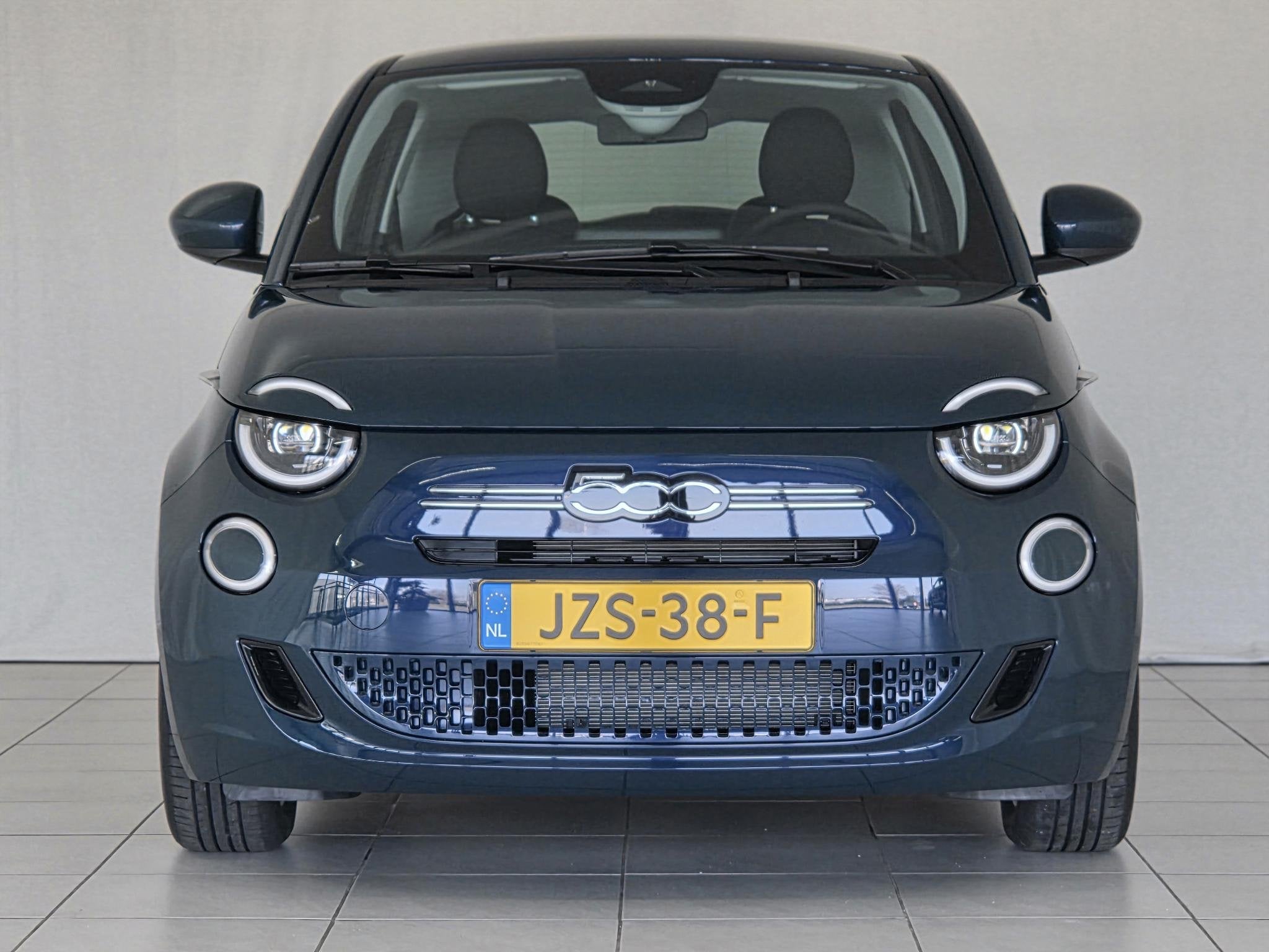 Fiat 500 1.0 Hybrid Torino Launch Edition | Apple-Android |, Stof, Euro 6, 4 stoelen, Origineel Nederlands