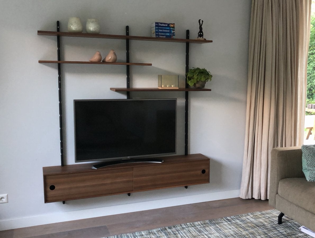 Modern wandmeubel met planken en tv-kast van PBJ Moore, Huis en Inrichting, Kasten | Wandmeubels, Ophalen, 200 cm of meer, 150 tot 200 cm