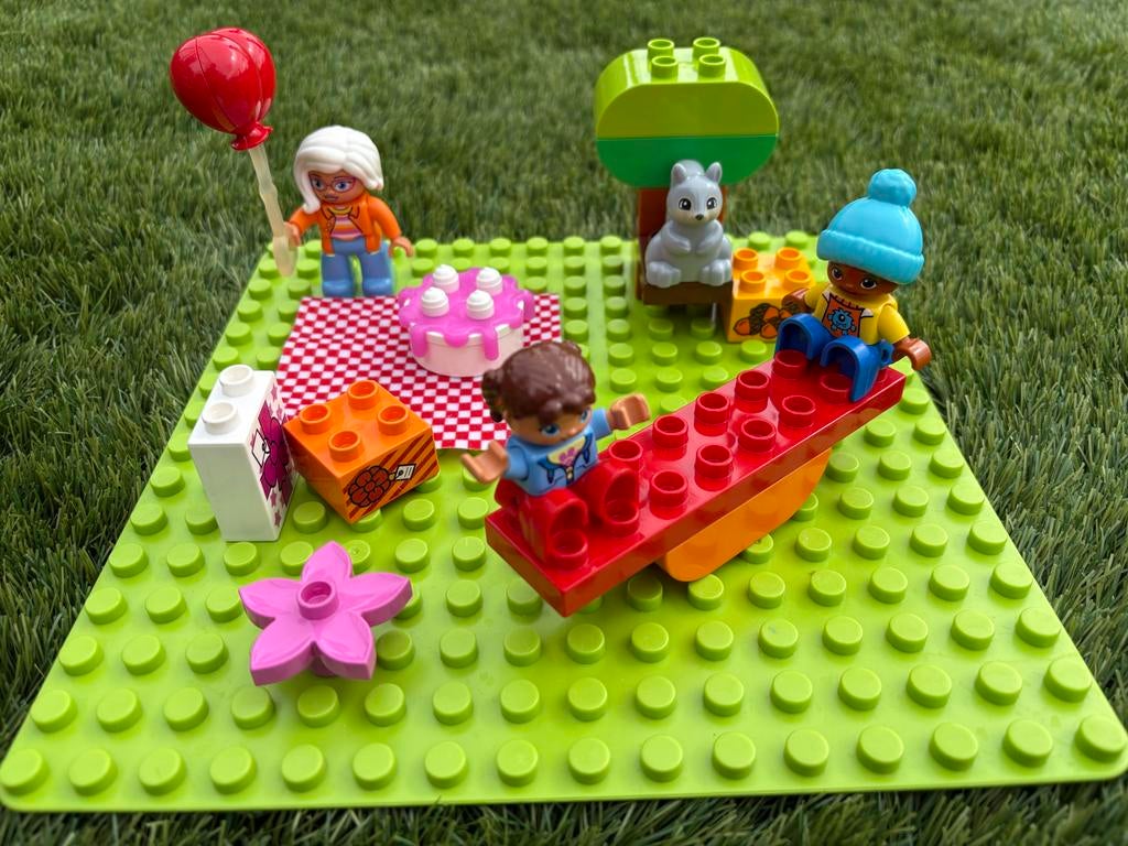 LEGO DUPLO Verjaardagspicknick 10832 - Complete set, Gebruikt, Overige thema's, Ophalen of Verzenden, Compleet