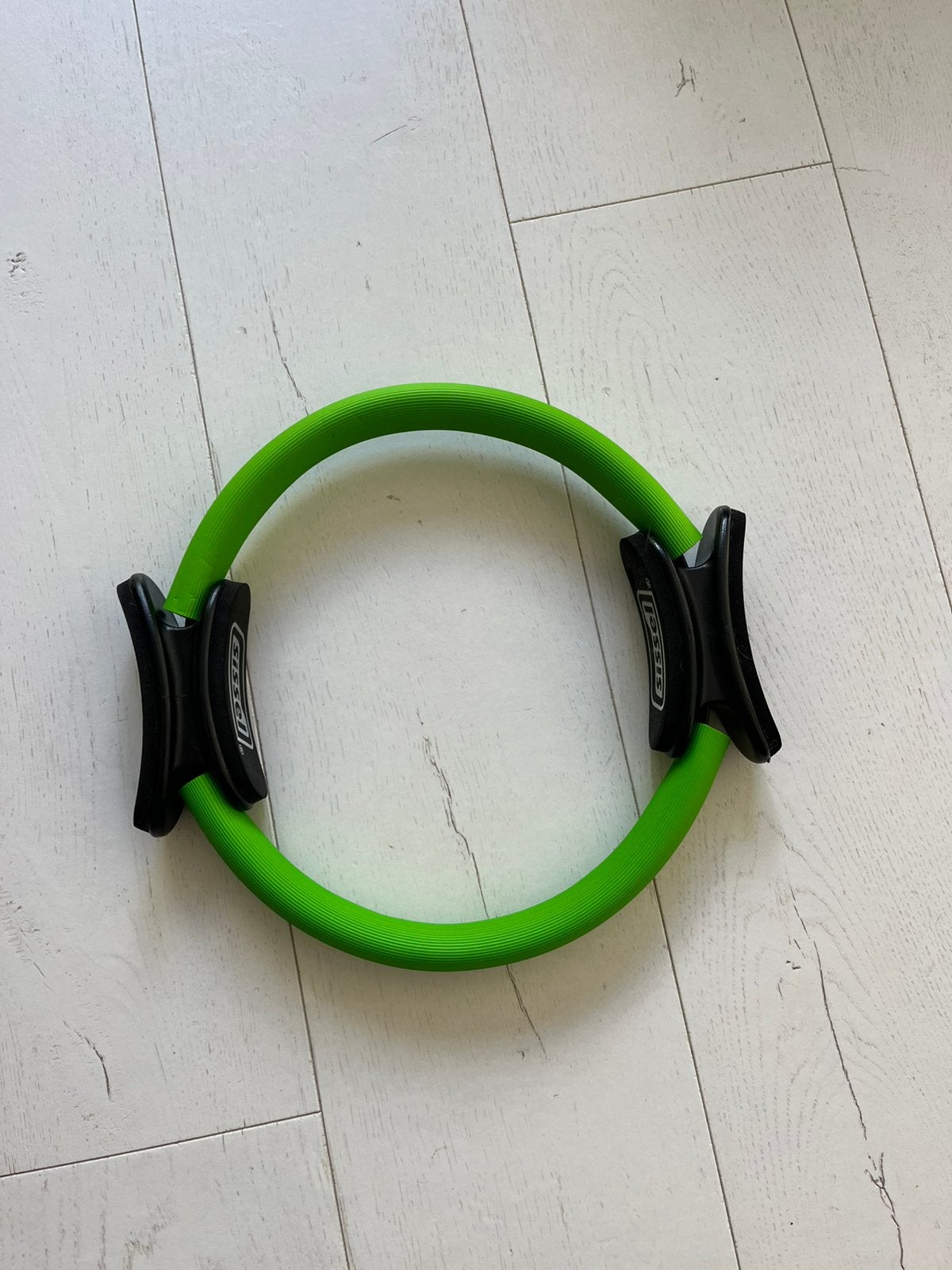 Sissel trainingsring voor arm en dijbeen oefeningen., Sport en Fitness, Ophalen, Zo goed als nieuw, Armen, Overige typen
