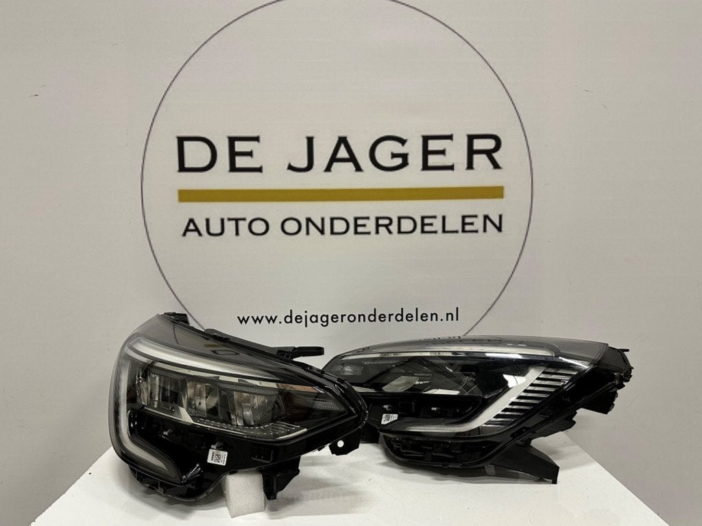 RENAULT CLIO V 5 KOPLAMPEN SET LED PURE VISION, Renault Group, Gebruikt, Contact.group@renault.com, Renault