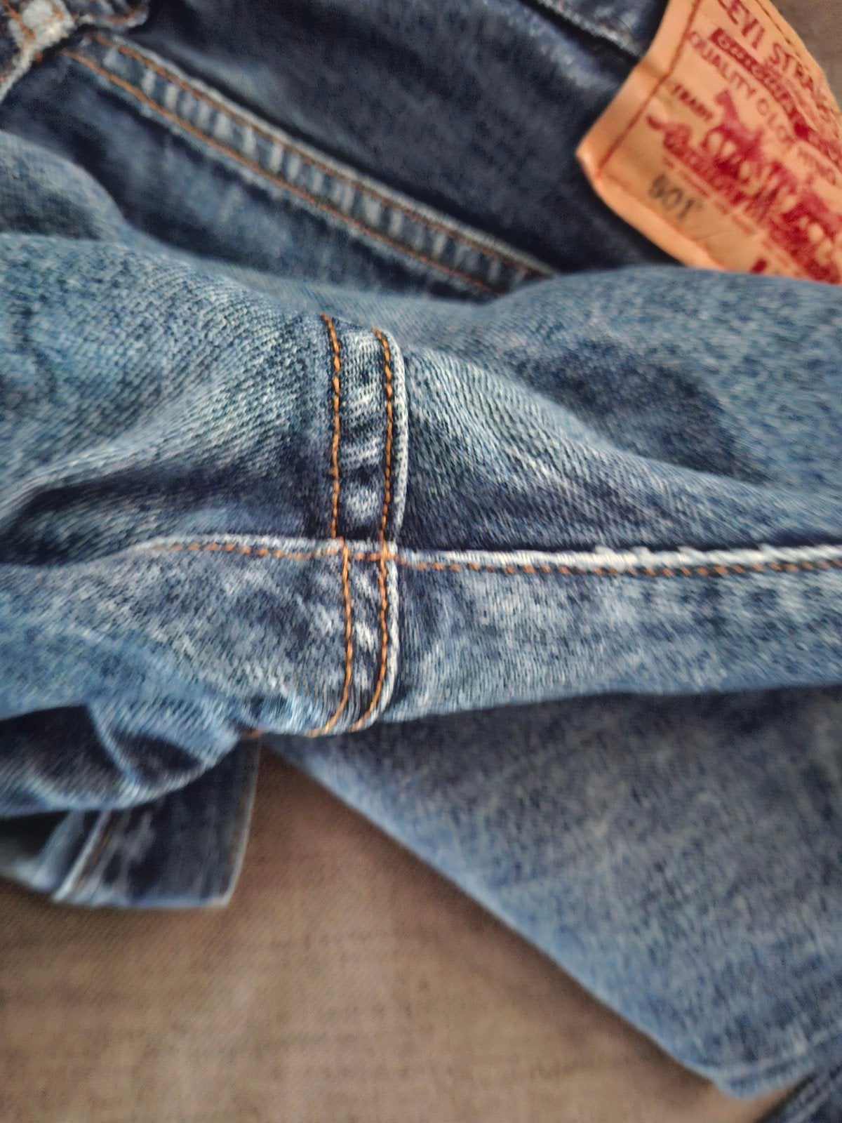 Te koop levis 501 mt 34/30, Ophalen, Blauw, Levis, W33 - W34 (confectie 48/50)