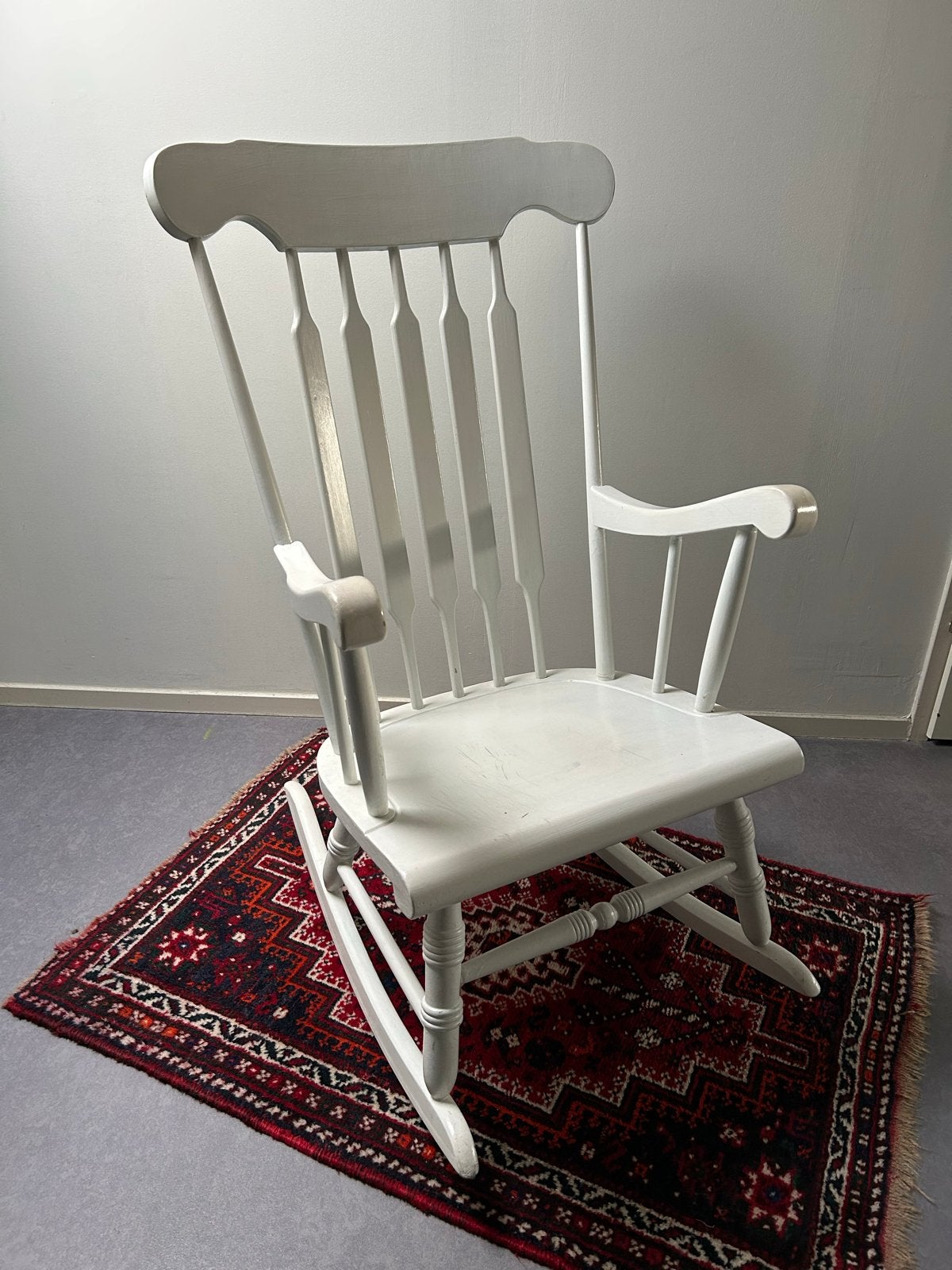 Witte houten schommelstoel, Huis en Inrichting, Stoelen, Ophalen, Gebruikt, Wit, Eén