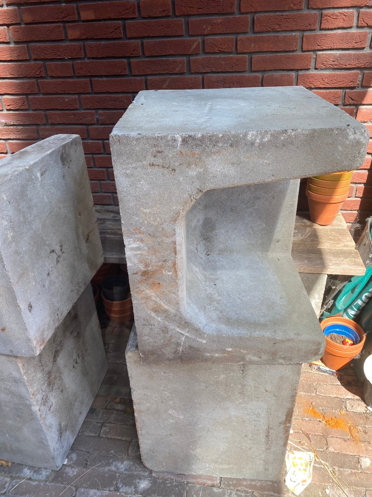 Betonnen hoek, Ophalen, Gebruikt