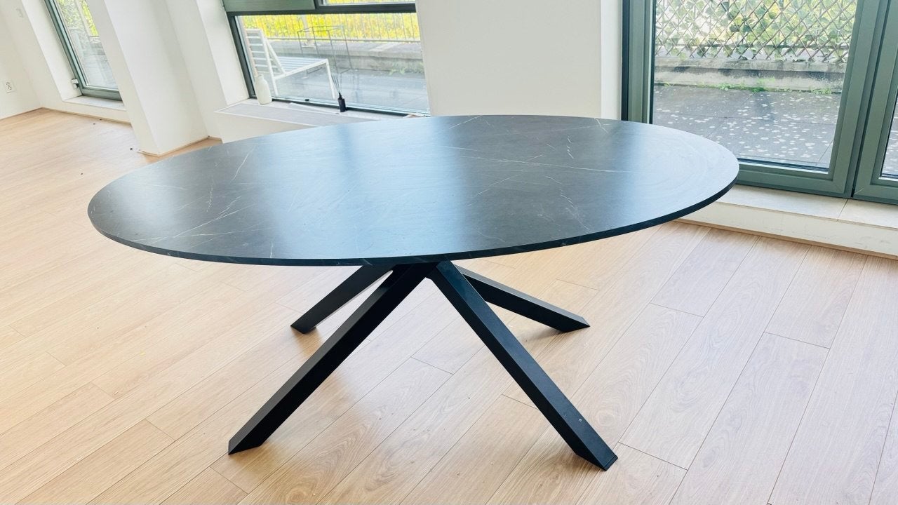 IKEA MARIEDAMM ovale eettafel 180100 cm – zwart marmer, Huis en Inrichting, Ophalen, 50 tot 100 cm, Zo goed als nieuw, 150 tot 200 cm