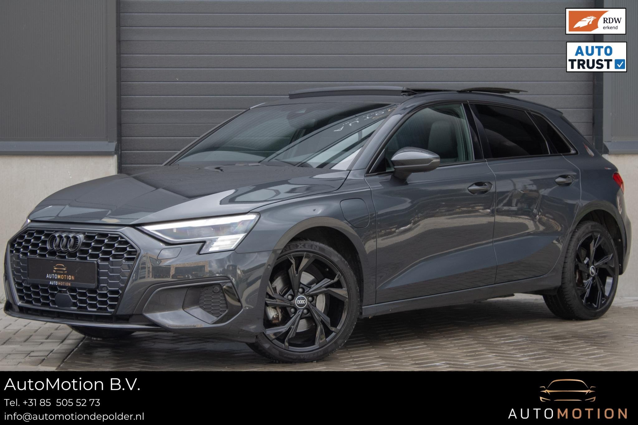 Audi A3 Sportback 40 TFSIe Sline Edition PANO MEMORY B&O CAM, Auto's, Dealer onderhouden, Stof, Gebruikt, 4 cilinders