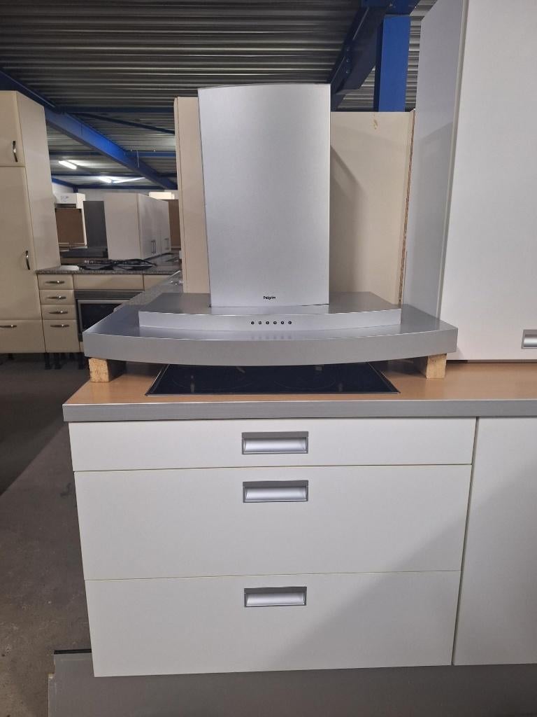 Keuken Compleet met APP 120Keukens op voorraad Nr. 2942, Ophalen of Verzenden, Zo goed als nieuw, Overige typen, Met kookeiland