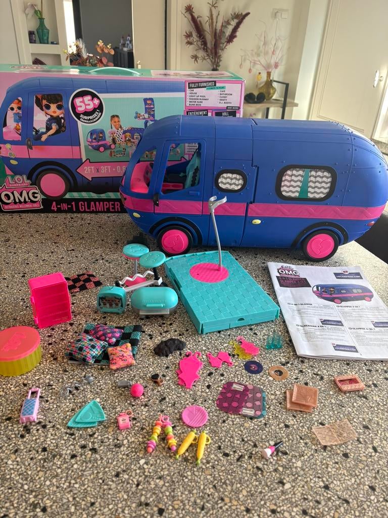 LOL Surprise Camper + auto, Ophalen of Verzenden, Zo goed als nieuw