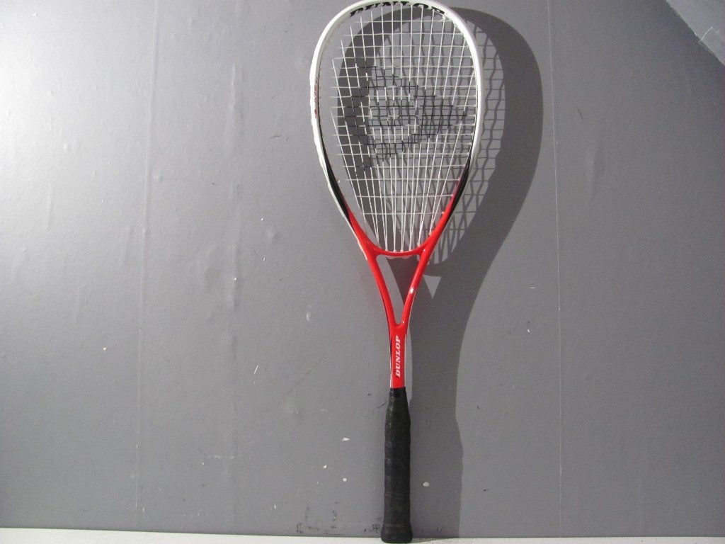 squash racket van Dunlop blaze 50, Sport en Fitness, Squash, Ophalen of Verzenden, Zo goed als nieuw, Racket, Met hoes