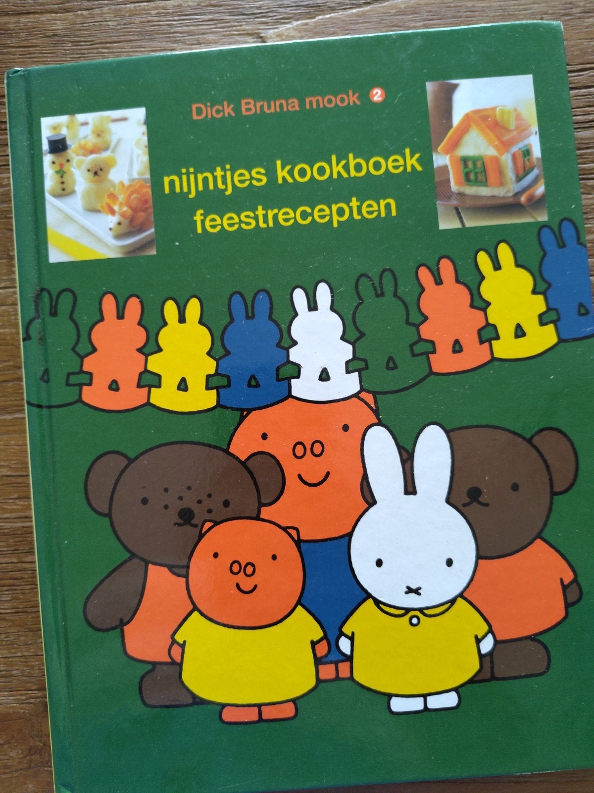 Nijntjes kookboek feestgerechten - Dick Bruna mook 2, Boeken, Kookboeken, Ophalen, Overige typen, Zo goed als nieuw, Dick Bruna