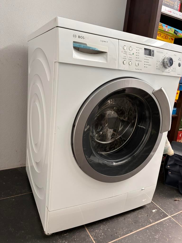 Bosch logixx 8 WAS283A1NL, Ophalen, Zo goed als nieuw, 85 tot 90 cm, 1200 tot 1600 toeren