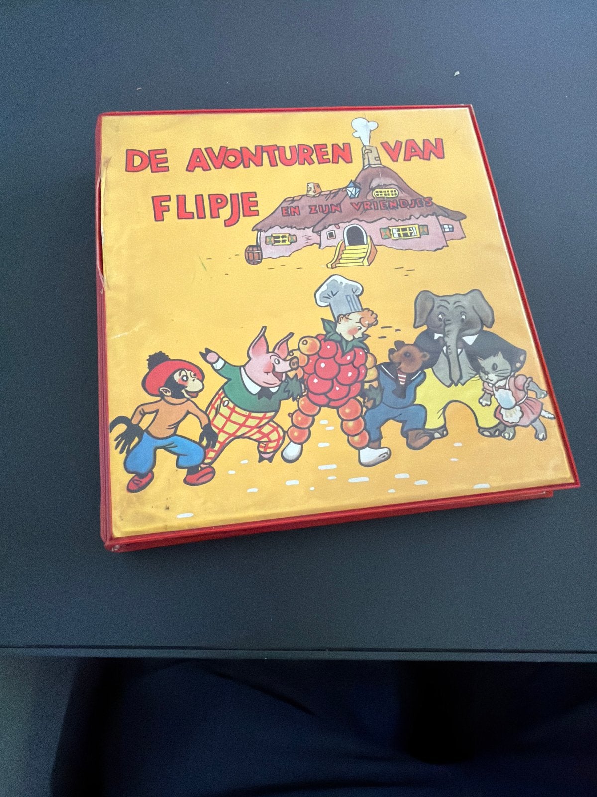 De Avonturen van Flipje en zijn Vriendjes - Vintage Boek, Ophalen of Verzenden, Gelezen, Sprookjes