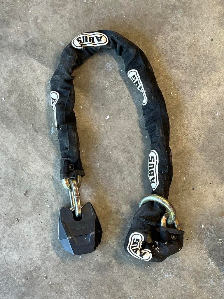 ABUS motorslot - Kettingslot voor motor of scooter, Motoren, Accessoires | Sloten, Ophalen of Verzenden, Gebruikt
