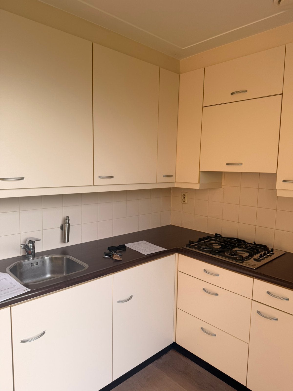 Keuken LEES BESCHRIJVING, Ophalen, Gebruikt, Hoekkeuken, Kunststof