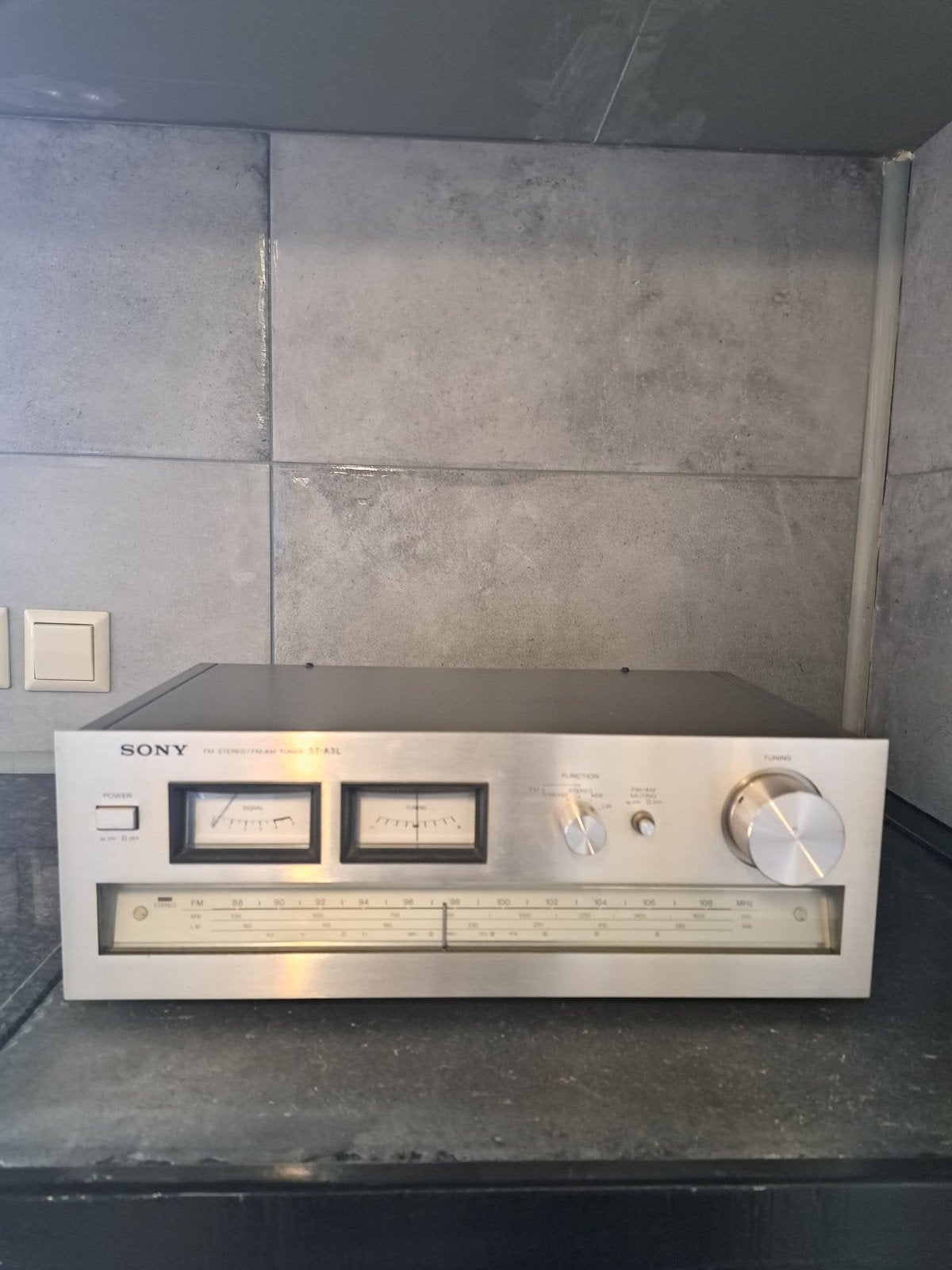 Sony ST-A3L FM Stereo/FM-AM Tuner - Vintage Receiver, Ophalen of Verzenden, Zo goed als nieuw, Analoog